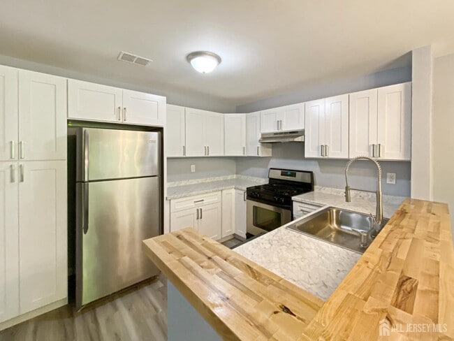 Photo - 5062 Beech Ct