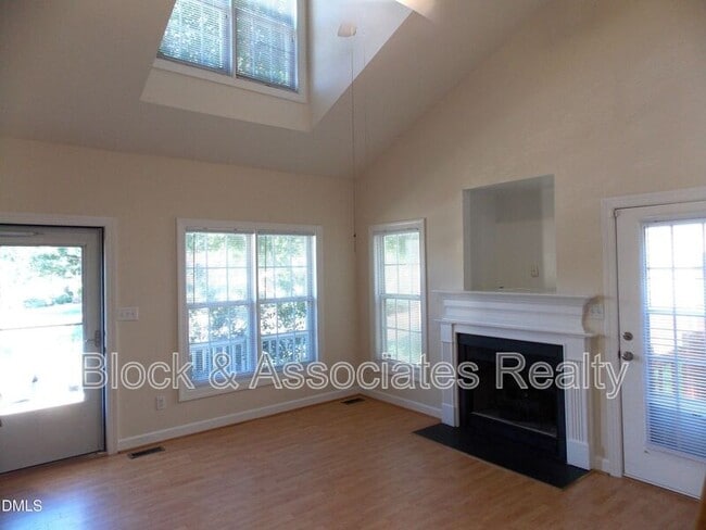 Photo - 2701 Sterling Park Dr