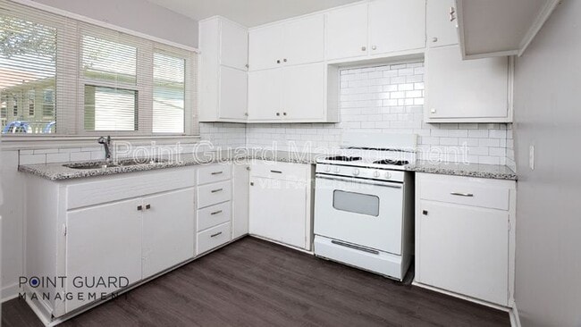 Photo - 256 S Rutan St