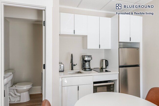 Photo - 142 Dorchester St Unit FL2-ID1242