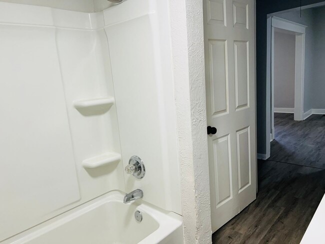 Photo - Gorgeous Renovated 3 Bedroom House!