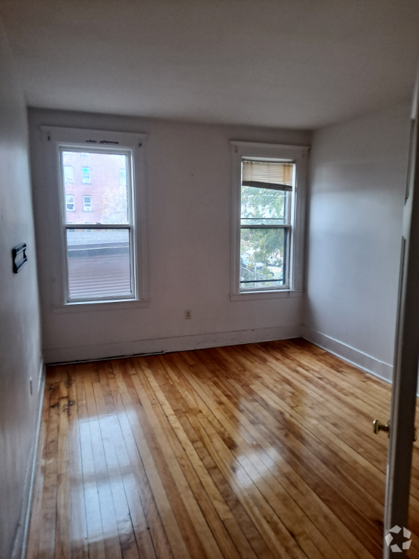 Building Photo - 43 Austin St Unit 45 Rental
