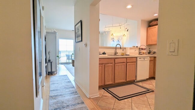Photo - 440 W Mahogany Ct