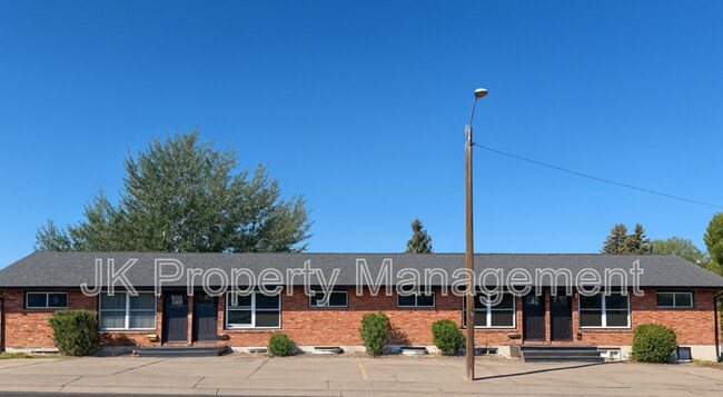 Photo - 2000 6th St NE Unidad B