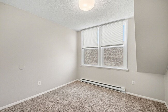 Photo - 533 14th Ave Unit 7