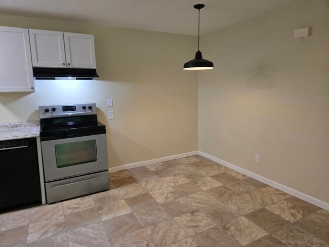 Photo - 131 N Main St Unit APT 10