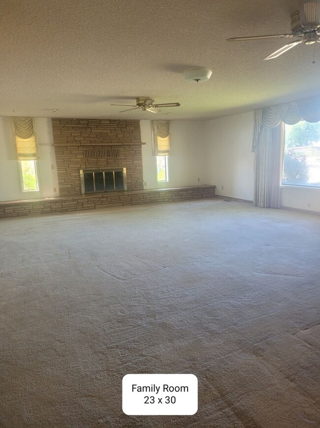 Photo - 650 Butler Blvd