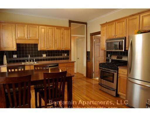 Building Photo - 6 Bellflower St Unit 3 Rental
