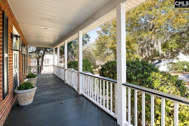 Photo - 669 Palisades Dr