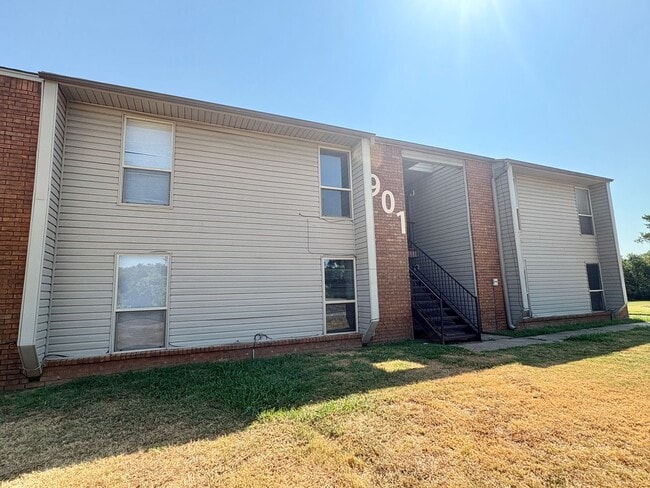 Building Photo - 901 US-77 Unit 1