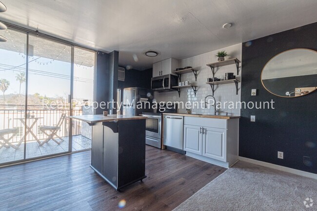 Building Photo - Beautiful 1 bed 1 bath for rent Unit 311 Rental