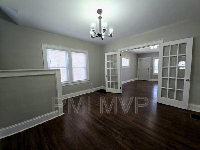 Photo - 1112 E 15th Ave