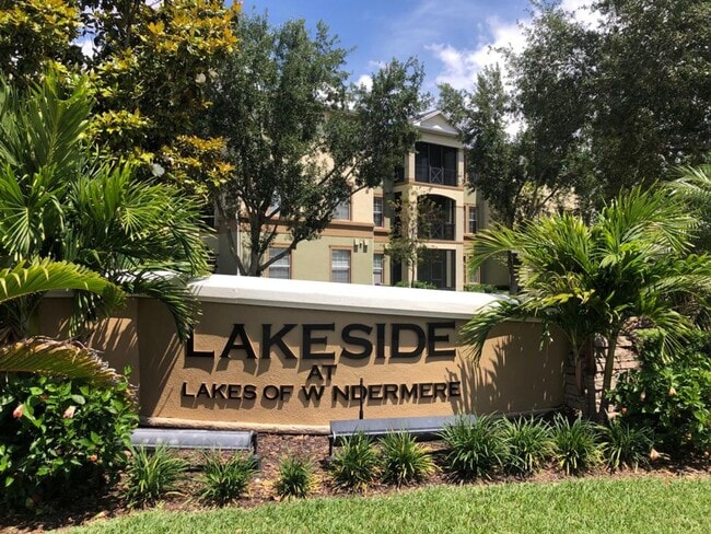 Building Photo - Lakeside at Lakes of Windermere, 2nd Floor...