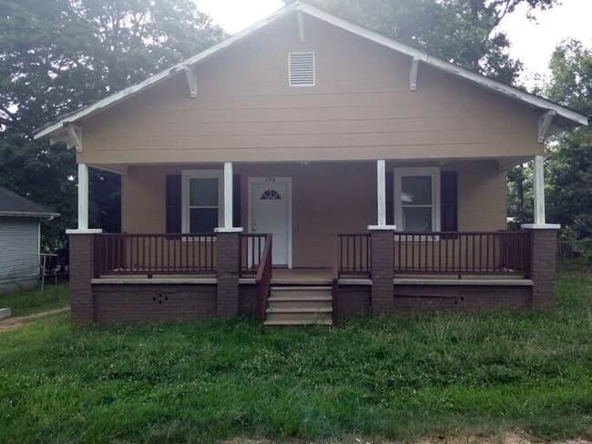 Building Photo - 296 Werts St Rental