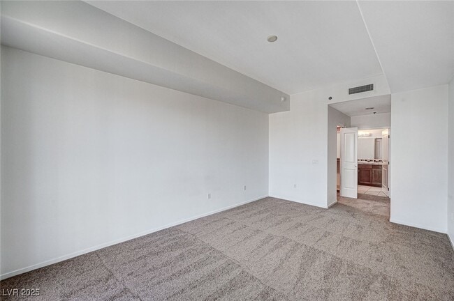 Photo - 8255 S Las Vegas Blvd Unidad 718