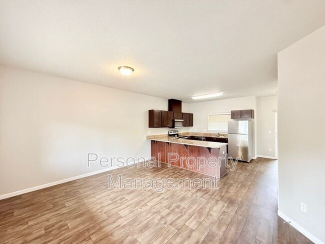 Photo - 12600 NE 49th St