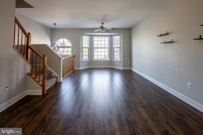 Photo - 45713 Paddington Station Terrace