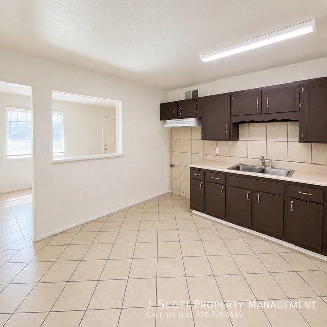 Photo - 5437 S 14th Way