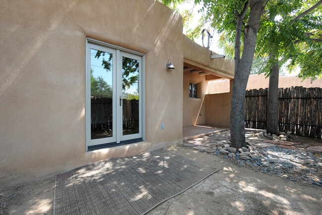 Photo - 245/247 Casados St Unidad A