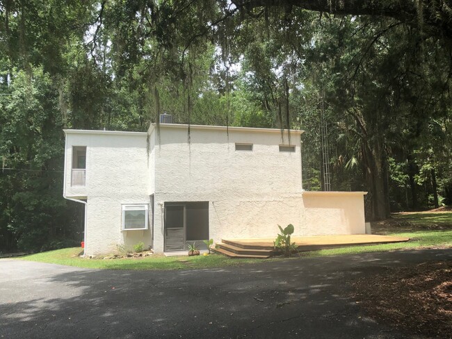 Close proximity to Lake Wauburg & Payne's ... - Close proximity to Lake Wauburg & Payne's ... Casa