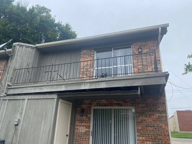 Photo - 110-112 Fairview St Sherman Unit 110 Fairview St