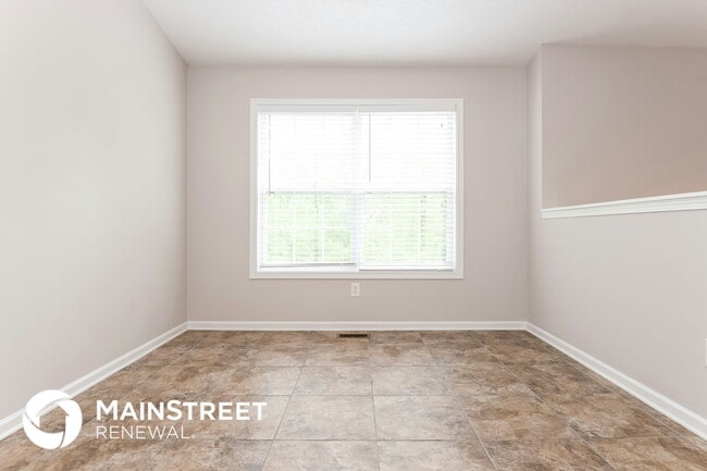 Photo - 5515 Hall Cir