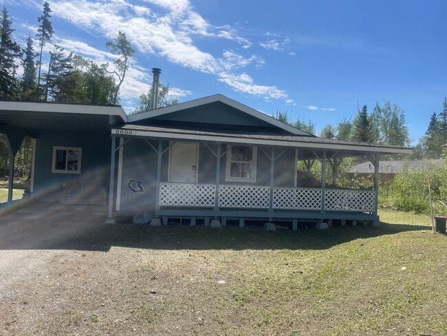 Building Photo - Cute Ranch style 3 bedroom home on an acre!