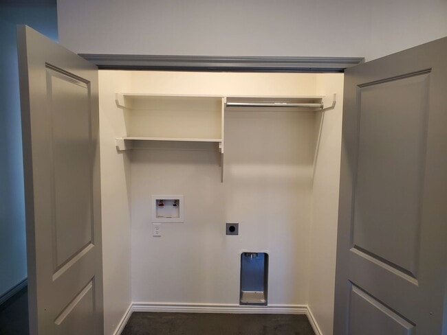 Photo - 4074 County Rd 152 W Unit 4