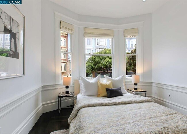 Photo - 756 Washington St