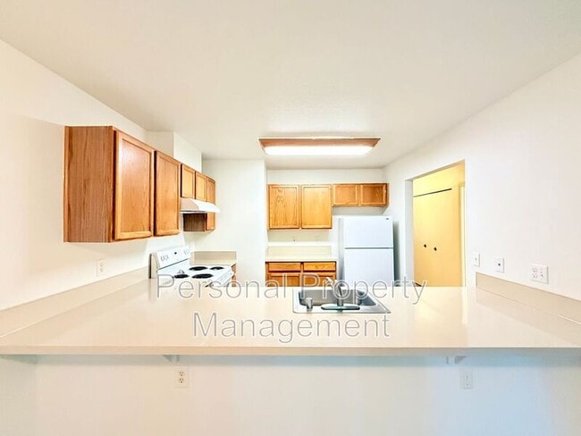 Photo - 3412 NE 66th Ave Unit B25