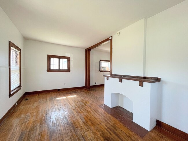 Photo - 3 bed in Nickerson with large fenced yard