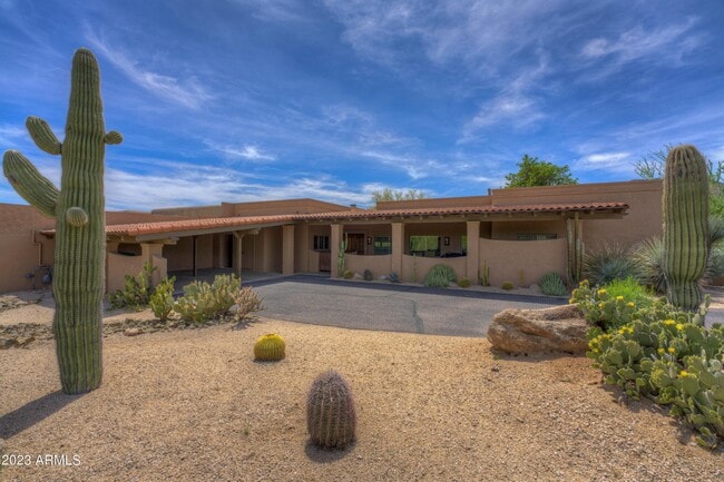 Building Photo - 1103 Ocotillo Cir