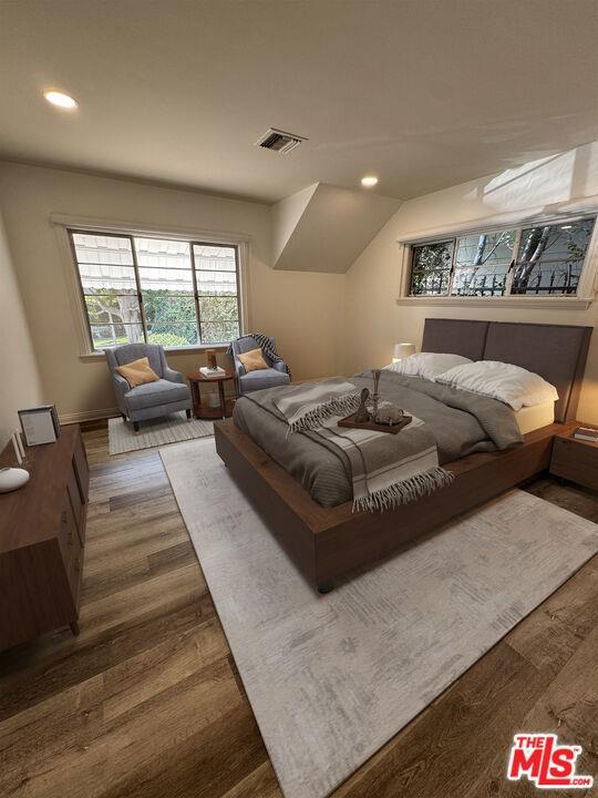 Photo - 813 Cinthia St