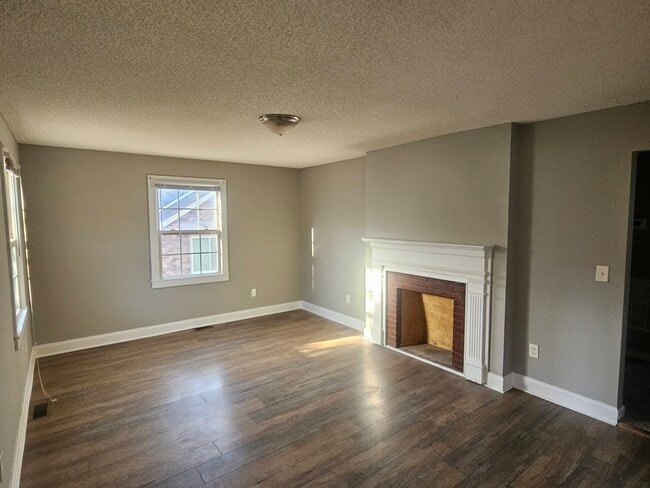 Photo - 1211 Camp St