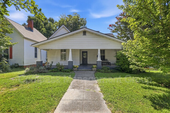 Building Photo - 424 E Burwell Ave