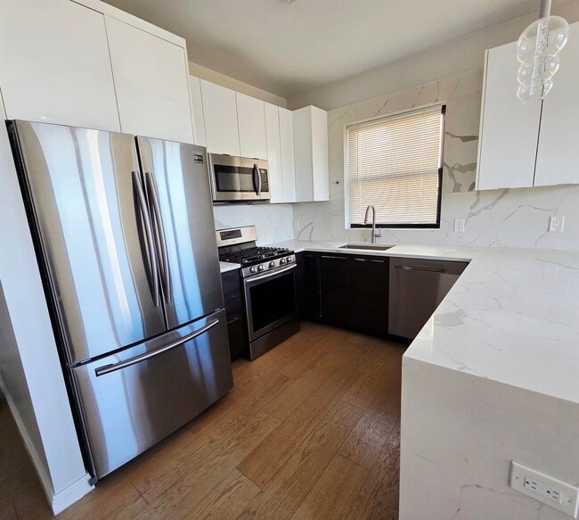 Photo - 6809 Palisade Ave Unidad 302