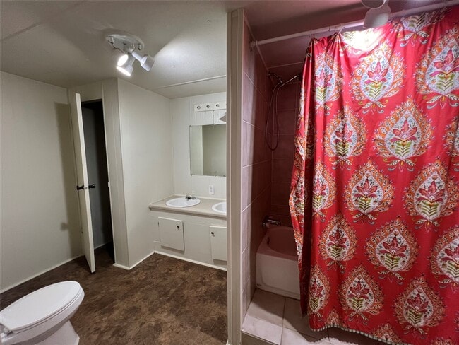 Photo - 806 N Oneal St