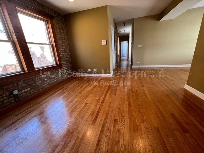 Photo - 1671 W Farwell Ave Unit 2s
