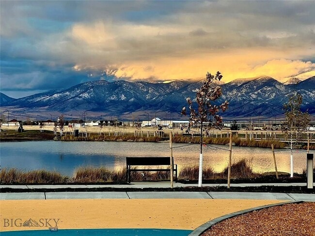 Photo - 511 Spaniel Ln