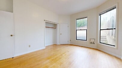 Photo - 2136 Hayes St