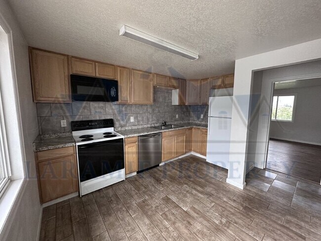 Photo - 515 E Spring Creek Dr Unit 2