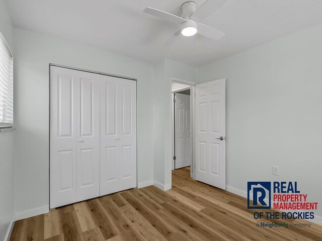 Charming 2 Bed, 1 Bath Condo in Prime Loca... - Charming 2 Bed, 1 Bath Condo in Prime Loca...