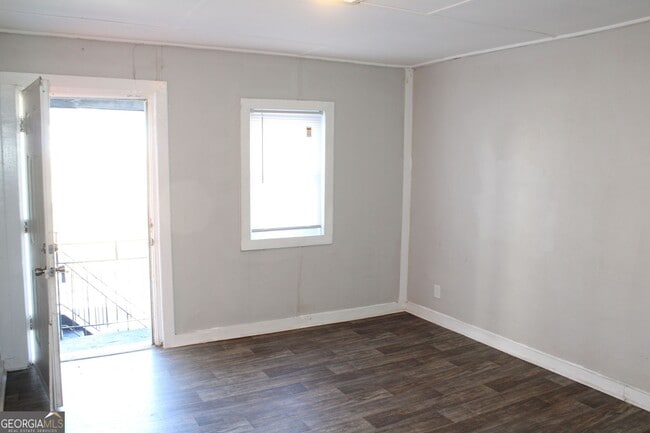 Photo - 700 Neal St NW Unit 6