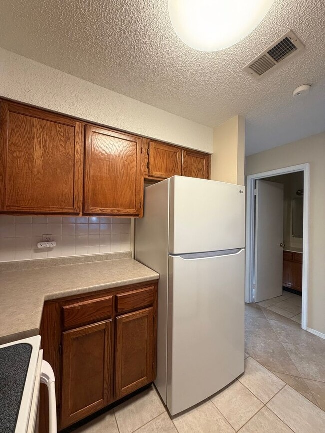 Photo - Walking distance to the beach! Unit D5
