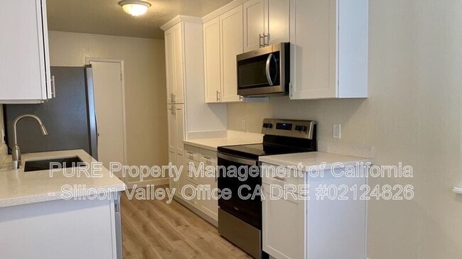 Photo - 2831 Union Ave