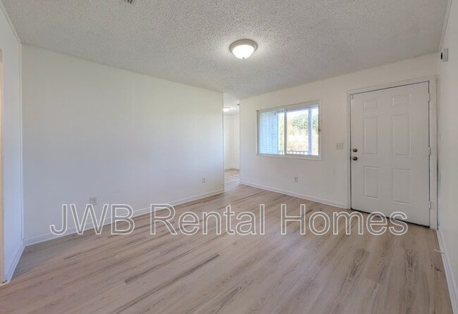 Photo - 3122 W 20th St