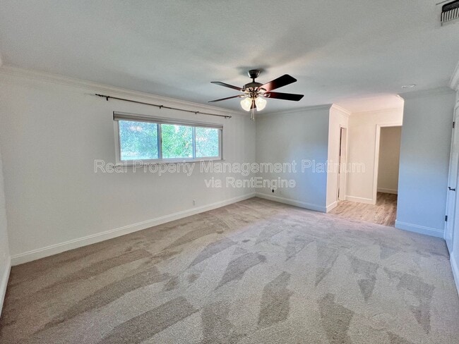 Photo - 9193 N Fowler Ave