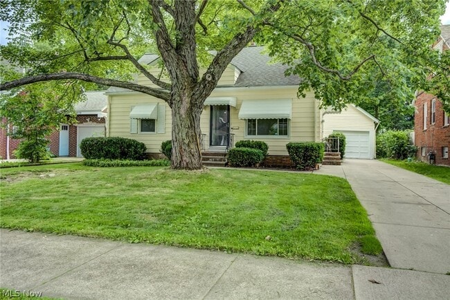 Photo - 1343 Victory Dr