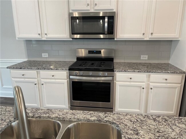 Photo - 2483 Scarlet Maple Alley