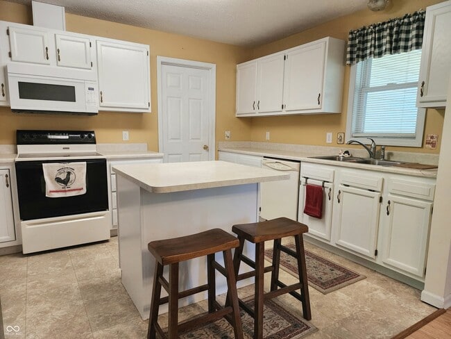 Photo - 107 Arrowhead St